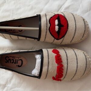 Circus by Sam Edelman Women's Espadrilles - Cream and Red